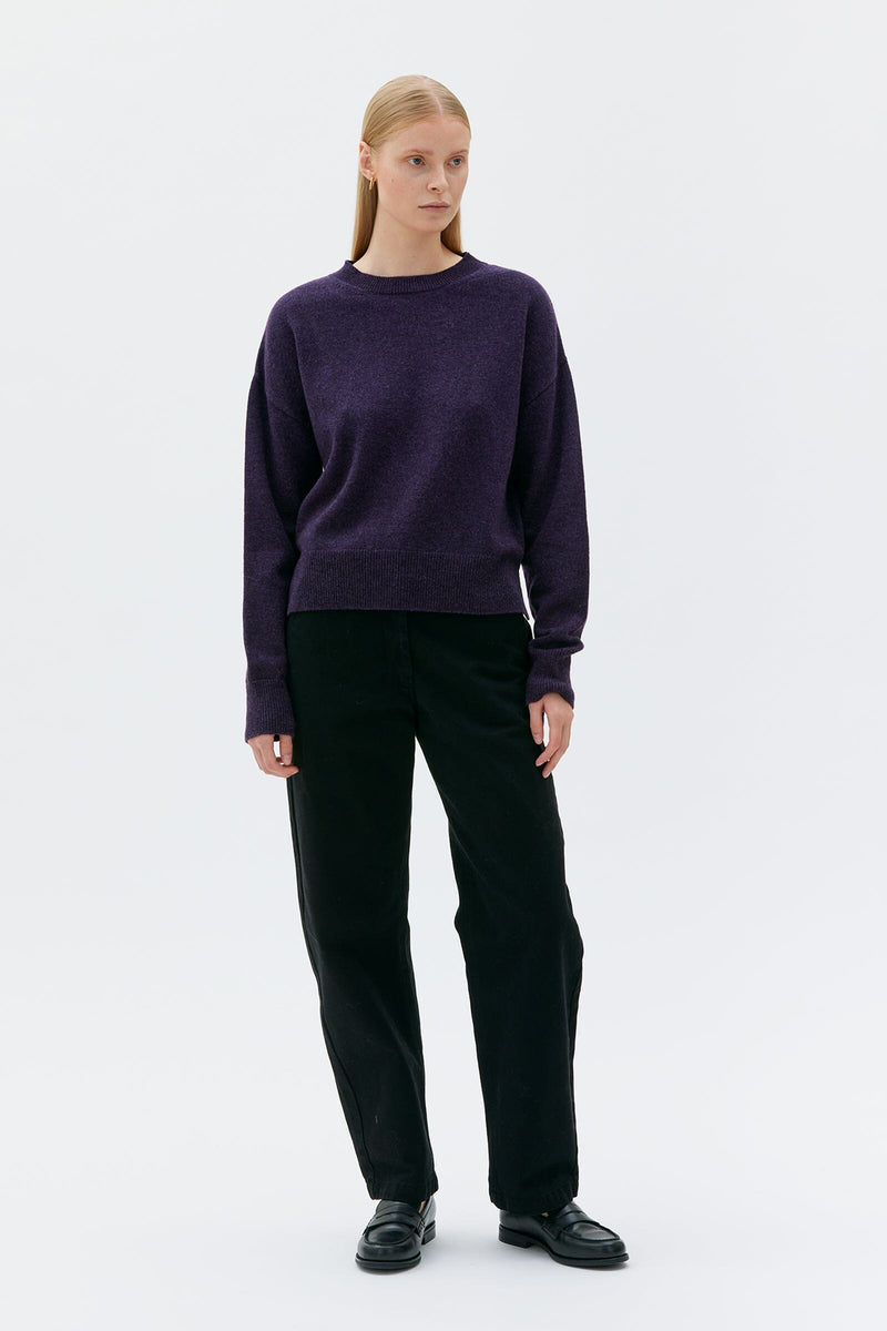 ORION LAMBSWOOL CREW NECK PEYSA ELDERBERRY